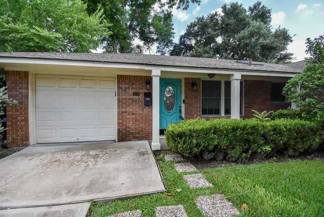2210 Gardenia Drive, Houston, TX 77018