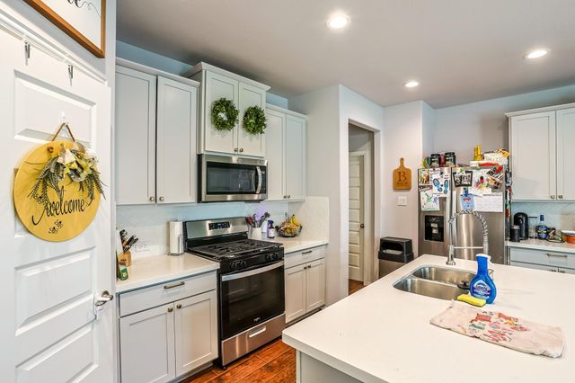 40403 Bay Warbler Way, Magnolia, TX 77354