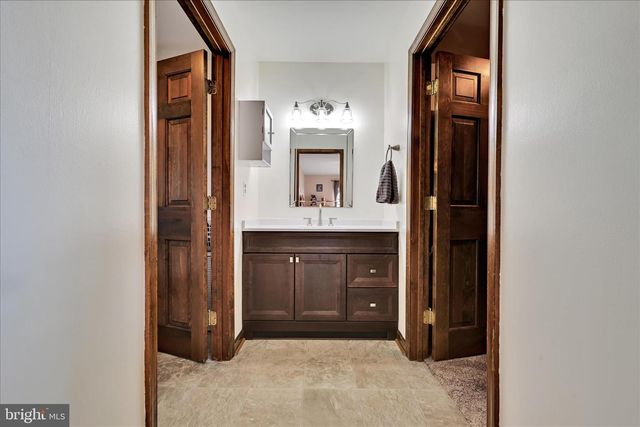 921 ACRI RD, Mechanicsburg, PA 17050