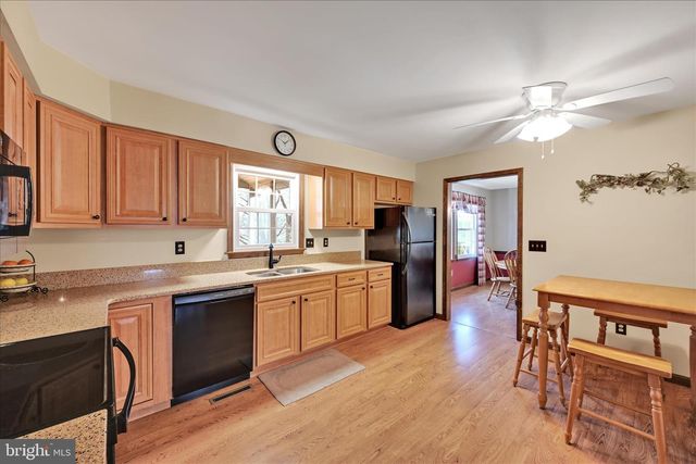 921 ACRI RD, Mechanicsburg, PA 17050