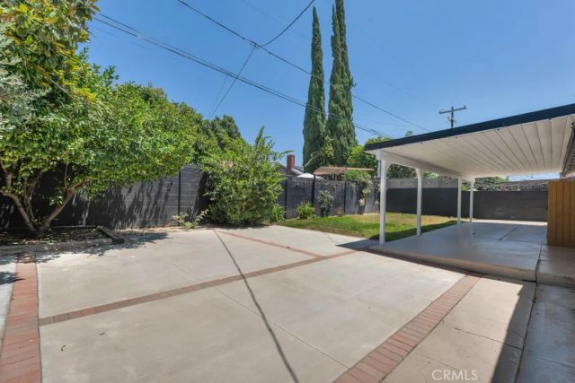 21025 Blythe Street, Canoga Park, CA 91304