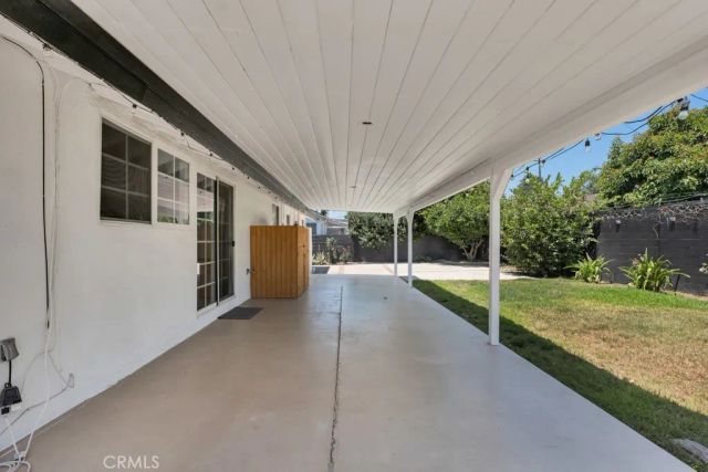 21025 Blythe Street, Canoga Park, CA 91304