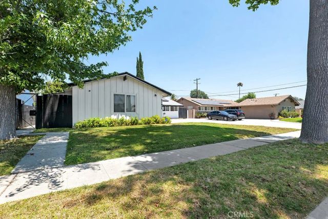 21025 Blythe Street, Canoga Park, CA 91304
