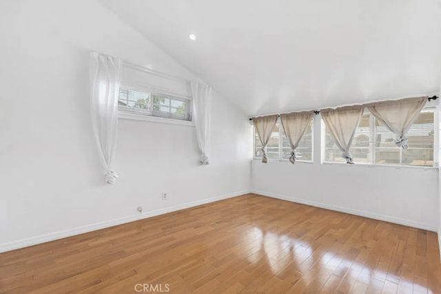 21025 Blythe Street, Canoga Park, CA 91304