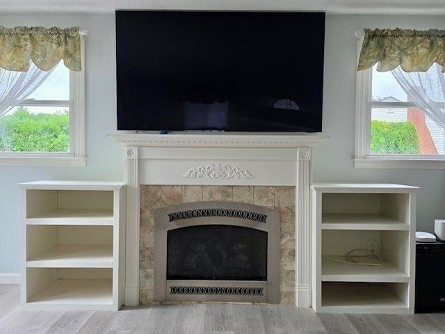 417 River Rd, Agawam, MA 01001