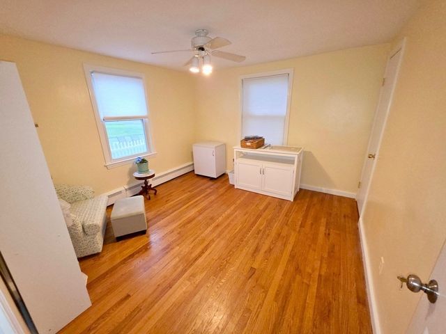417 River Rd, Agawam, MA 01001
