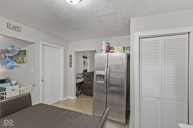 3132 S Lyons, Indianapolis, IN 46241