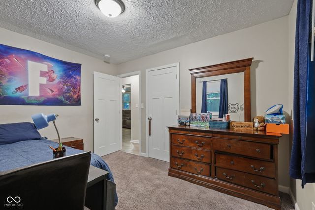 3132 S Lyons, Indianapolis, IN 46241