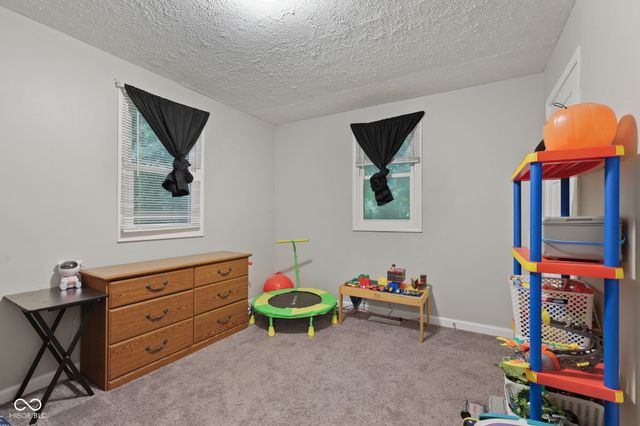 3132 S Lyons, Indianapolis, IN 46241