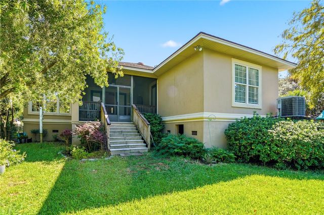 135 Stewart Street, St Simons Island, GA 31522