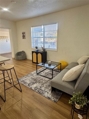 3022 W MEADOW STREET 1, Tampa, FL 33611