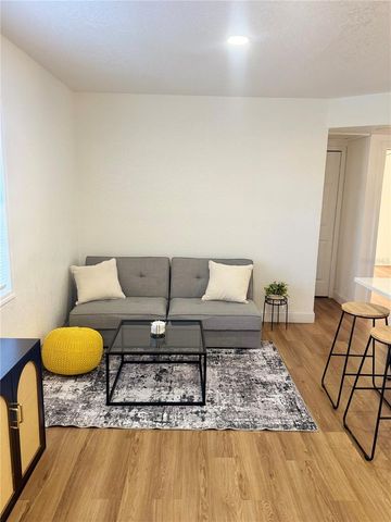 3022 W MEADOW STREET 1, Tampa, FL 33611