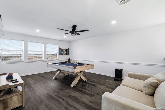 52 Greens Shade, San Antonio, TX 78216