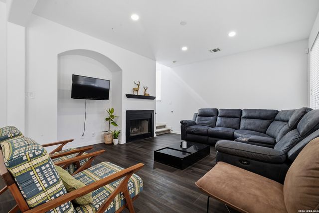 52 Greens Shade, San Antonio, TX 78216