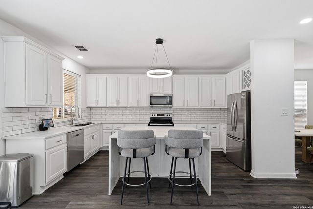 52 Greens Shade, San Antonio, TX 78216