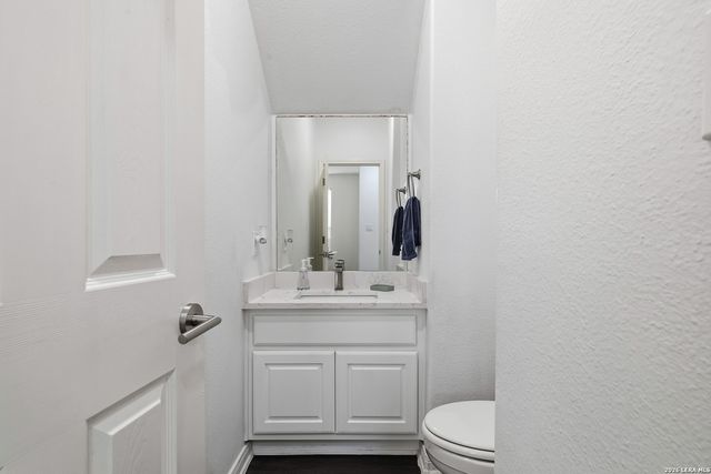 52 Greens Shade, San Antonio, TX 78216