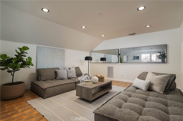 23449 Sandstone, Mission Viejo, CA 92692