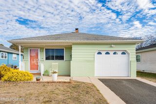 205 Bonaire Drive, Toms River, NJ 08757