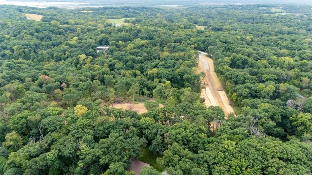 Seneca Road NW, Swisher, IA 52338