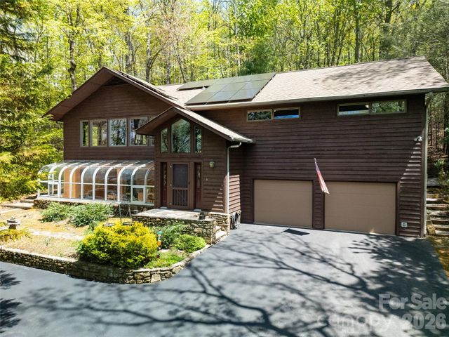 71 Elseetos Drive, Brevard, NC 28712