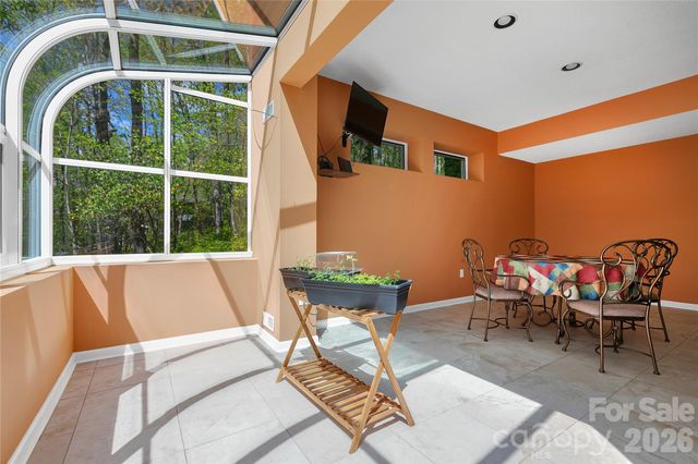 71 Elseetos Drive, Brevard, NC 28712