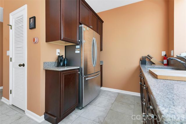 71 Elseetos Drive, Brevard, NC 28712