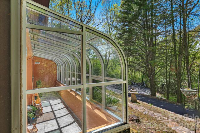 71 Elseetos Drive, Brevard, NC 28712