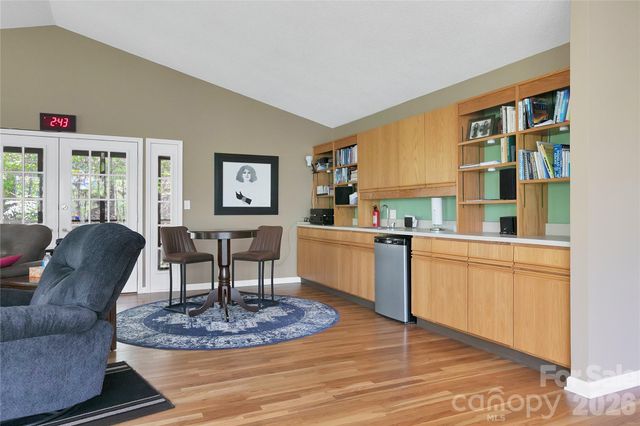 71 Elseetos Drive, Brevard, NC 28712