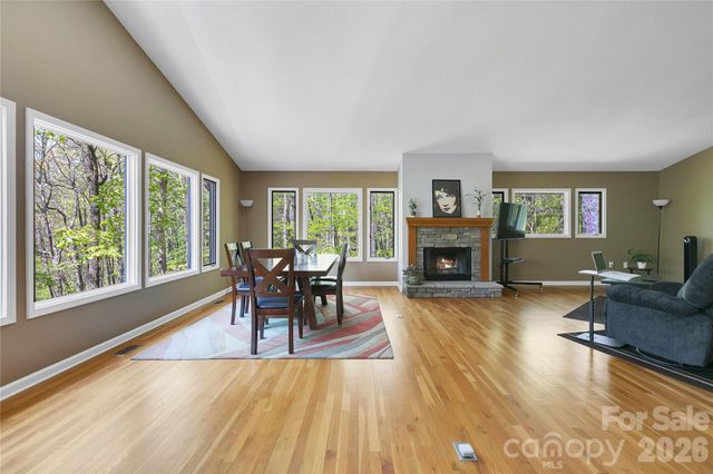 71 Elseetos Drive, Brevard, NC 28712