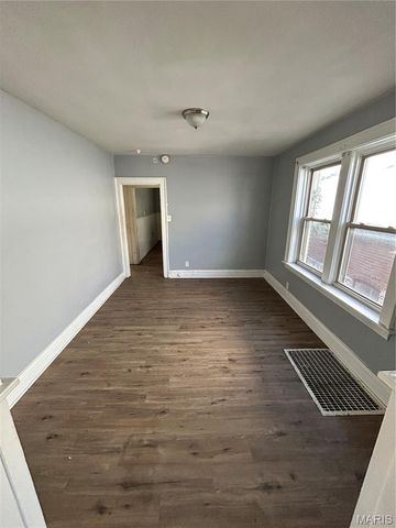 4213 N Newstead Avenue, St Louis, MO 63115