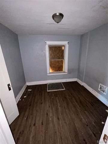 4213 N Newstead Avenue, St Louis, MO 63115