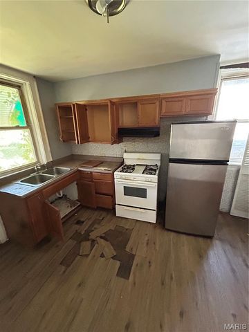 4213 N Newstead Avenue, St Louis, MO 63115
