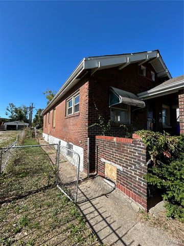 4213 N Newstead Avenue, St Louis, MO 63115