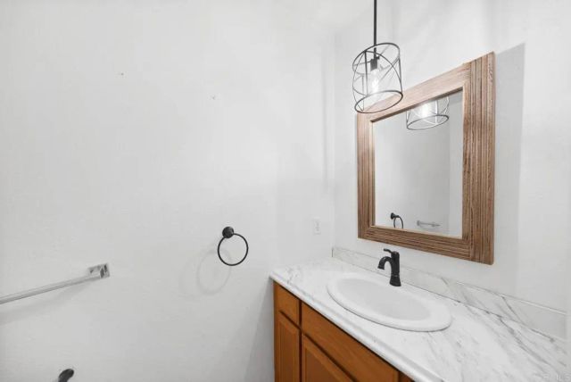 1861 Fox Bridge Ct, Fallbrook, CA 92028