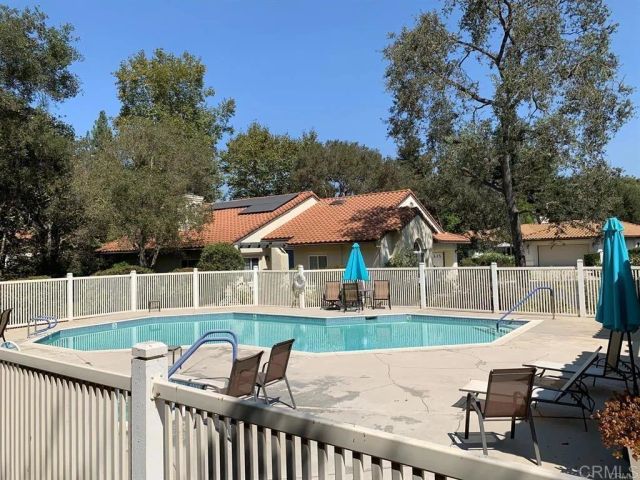 1861 Fox Bridge Ct, Fallbrook, CA 92028