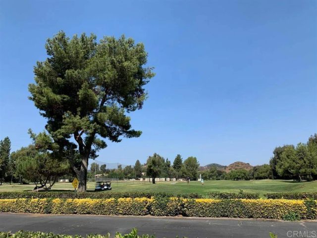 1861 Fox Bridge Ct, Fallbrook, CA 92028