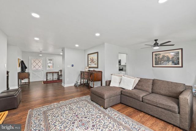 12006 PARK SHORE CT, Woodbridge, VA 22192