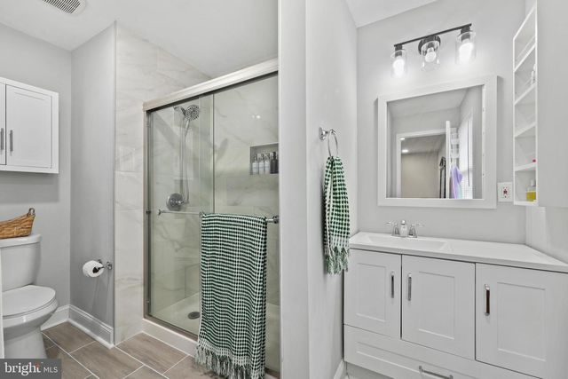 12006 PARK SHORE CT, Woodbridge, VA 22192