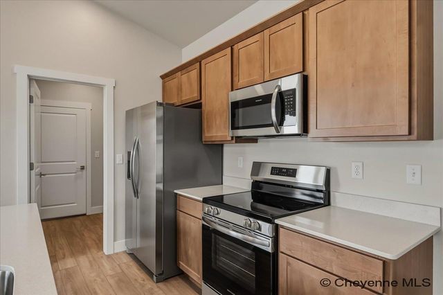 5811 LIZ RANCH RD, Cheyenne, WY 82007