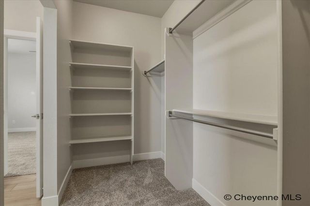 5811 LIZ RANCH RD, Cheyenne, WY 82007