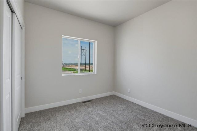 5811 LIZ RANCH RD, Cheyenne, WY 82007