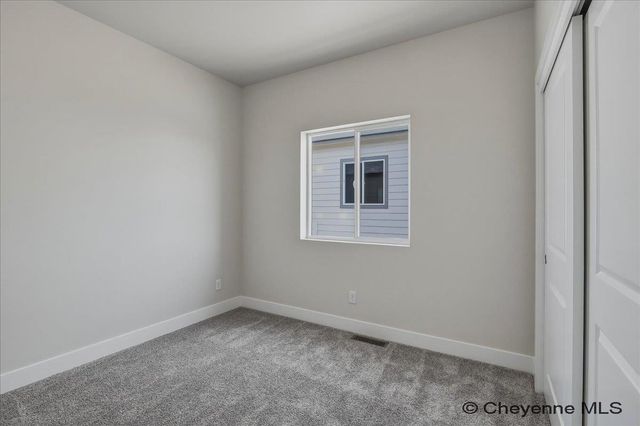 5811 LIZ RANCH RD, Cheyenne, WY 82007