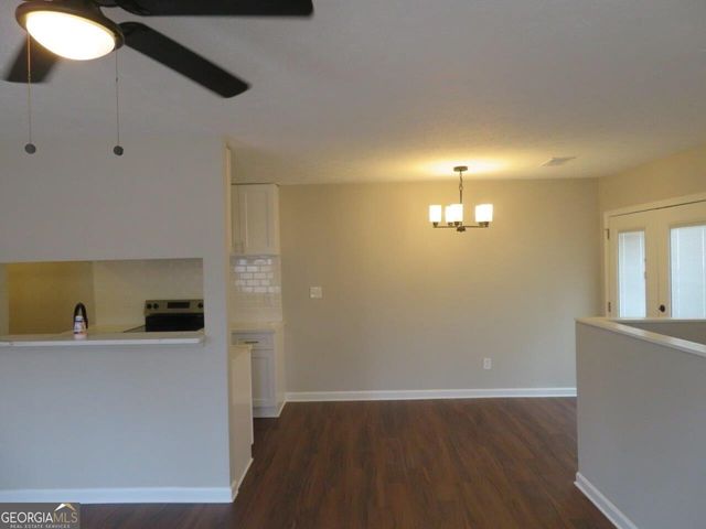 1336 Surrey Lane SW, Marietta, GA 30008