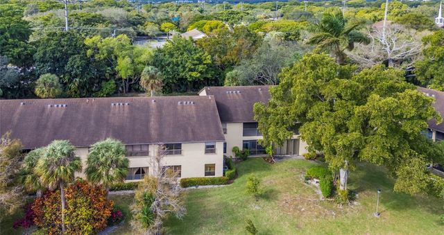 3211 S Carambola Circle 23106, Coconut Creek, FL 33066