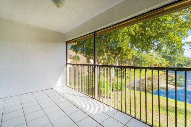 3211 S Carambola Circle 23106, Coconut Creek, FL 33066