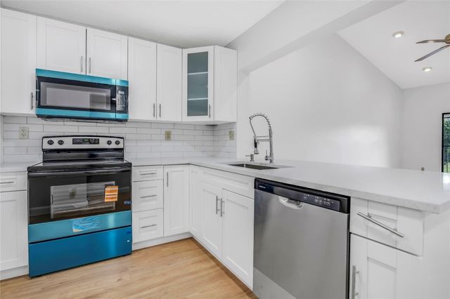 3211 S Carambola Circle 23106, Coconut Creek, FL 33066