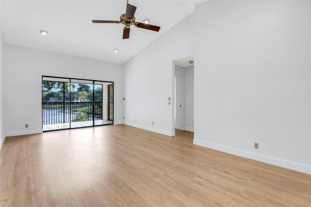 3211 S Carambola Circle 23106, Coconut Creek, FL 33066