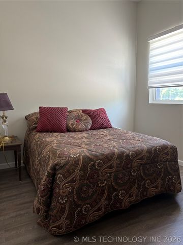 1616 Battle Drive, Grove, OK 74344