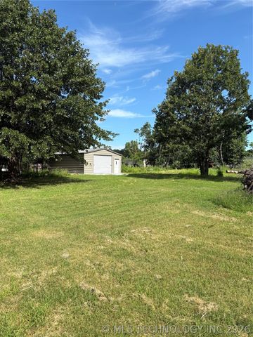 1616 Battle Drive, Grove, OK 74344