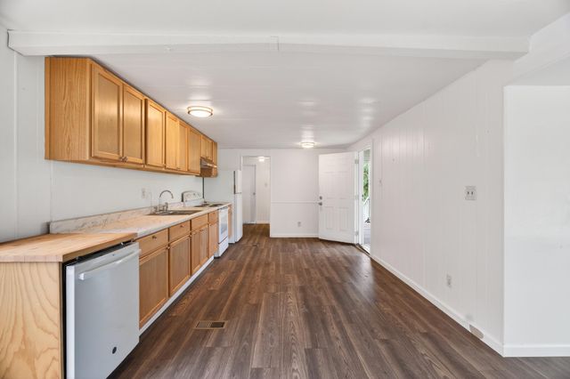 17215 Deacon Lane, Cottonwood, CA 96022